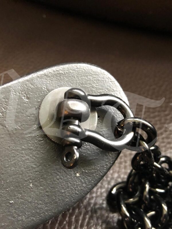 carcan testiculaire, ou humbler artisanal, presse couille artisans des plaisirs